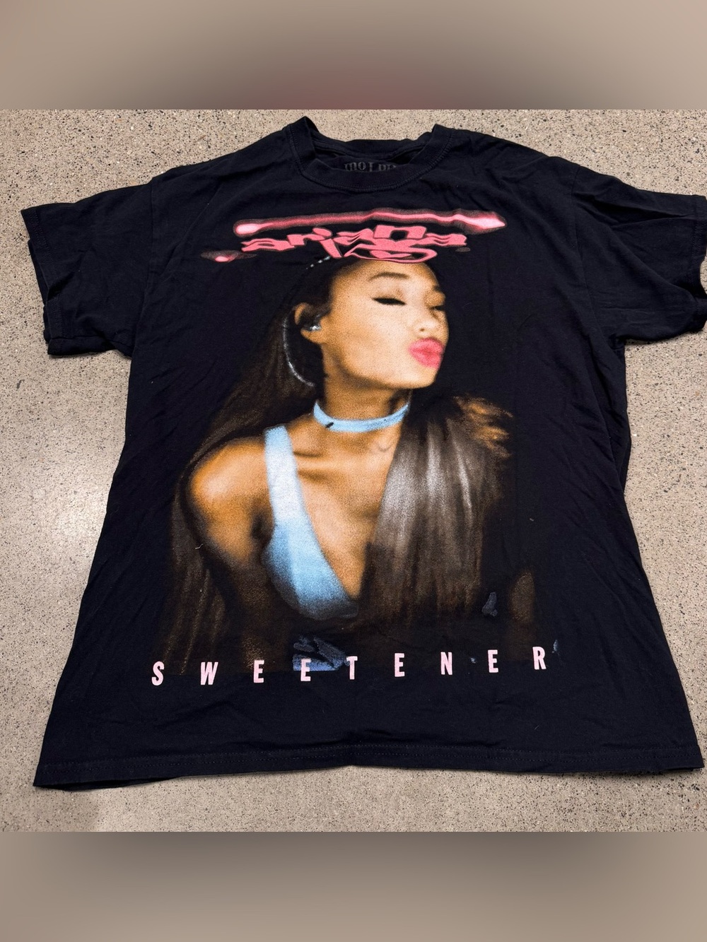 Ariana Grande Sweetener Era Graphic T-Shirt large